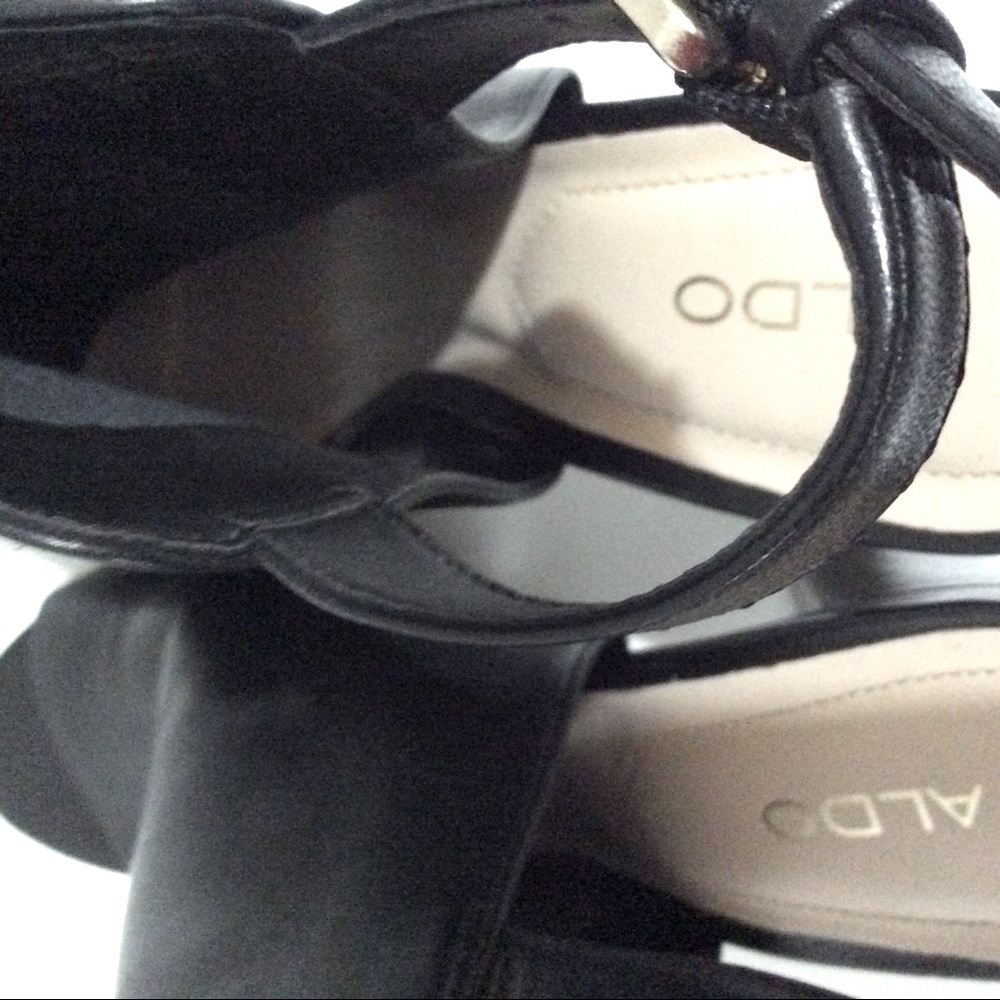 Aldo leather heeled sandals made in Brazil 🇧🇷 - Picture 6 of 10